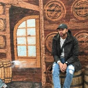 Meet your Posher, Markas